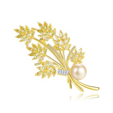 Luxury Christmas Elegant Gold Plated CZ Pearl Brass Brooch